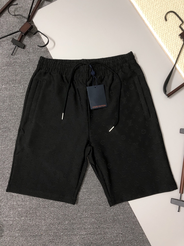 ブランドハーフパンツ正面デザイン